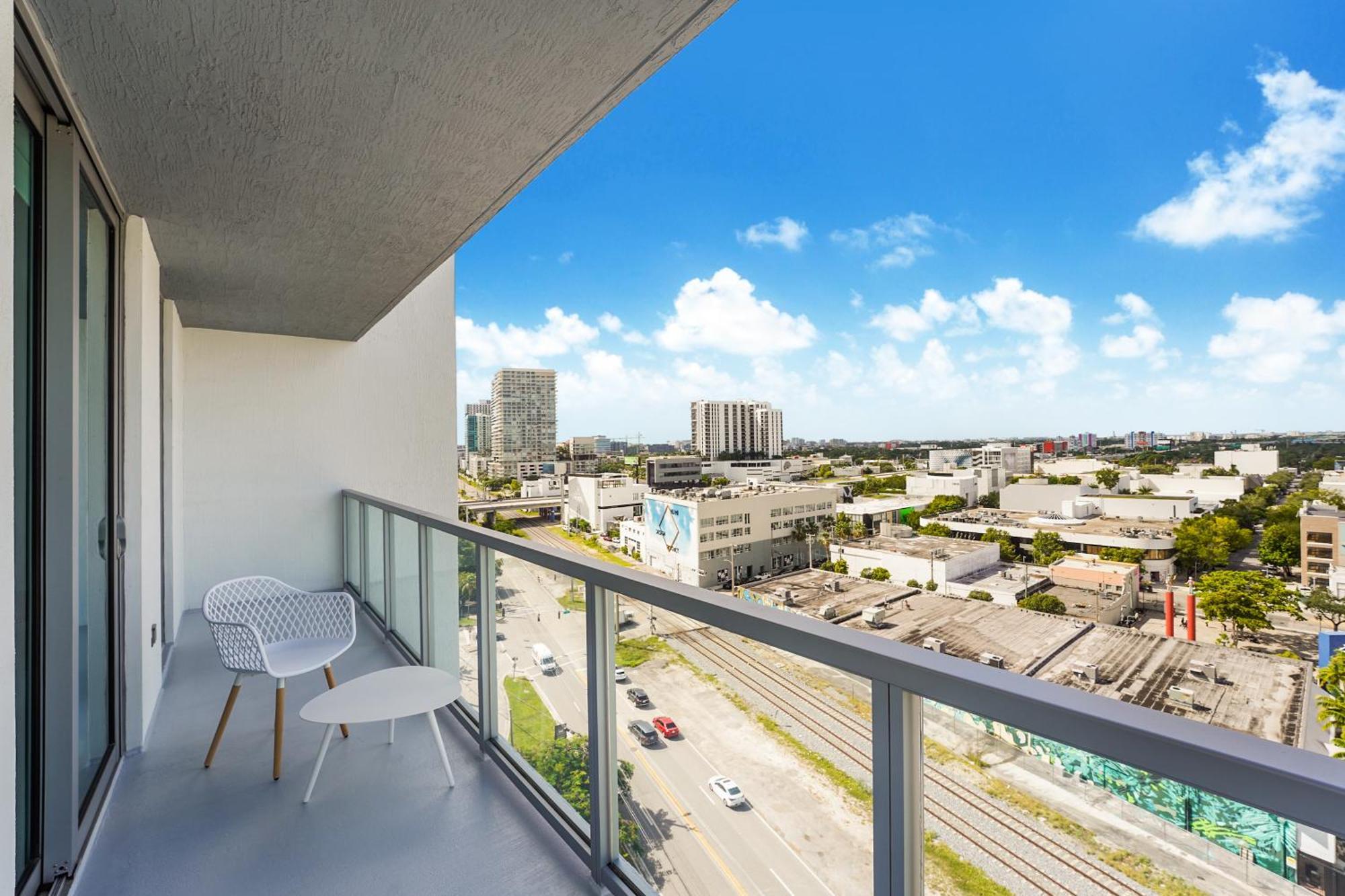 Quadro Residences By Ionica Miami Buitenkant foto